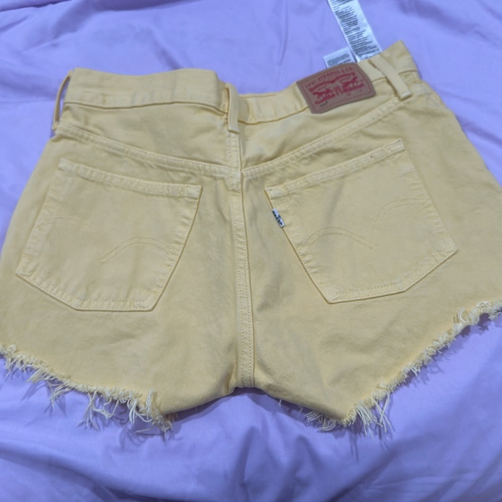 Yellow Levi’s Jean Shorts